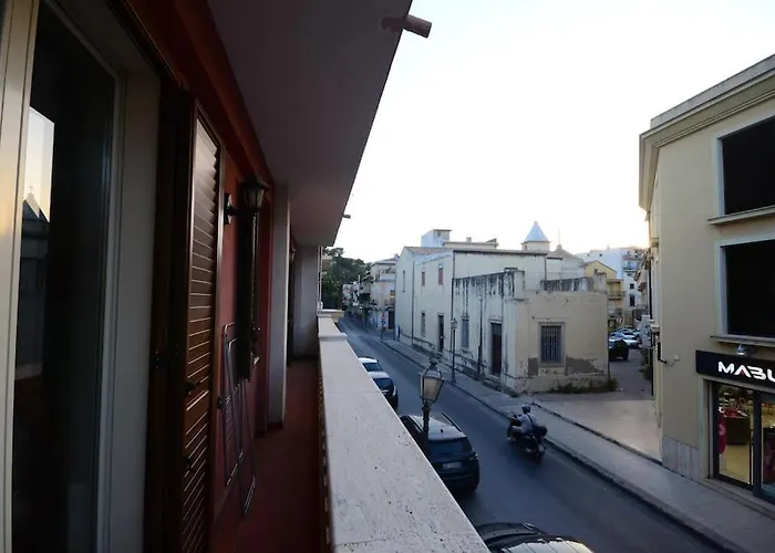 Casa Donna Laura Appartement Barcellona-Pozzo di Gotto